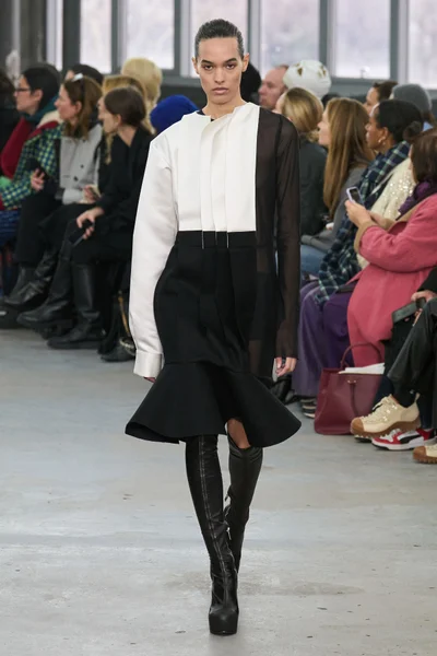 Look 22